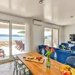 Vikendica Luxurious Home In Trogir With Sauna *