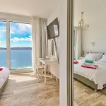 Casa vacanze Amazing In With Sauna Traù