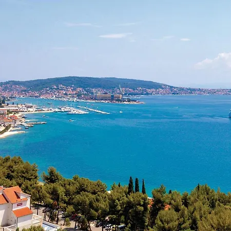 Luxurious Home In Trogir With Sauna Vikendica