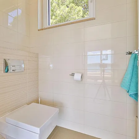 Luxurious Home In Trogir With Sauna Semesterbostad Trogir