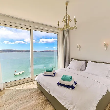 Amazing Home In Trogir With Sauna Holiday home *