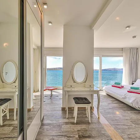 Amazing Home In Trogir With Sauna Holiday home Trogir