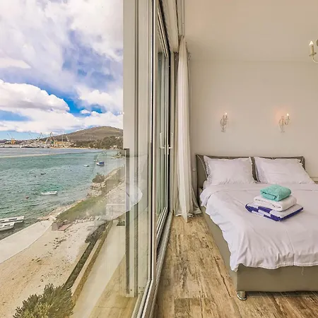 Luxurious Home In Trogir With Sauna 트로기르