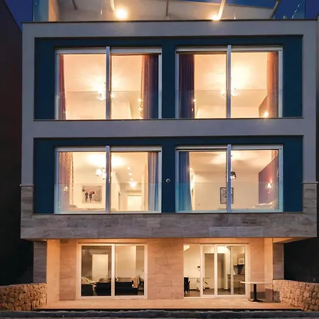 Amazing Home In Trogir With Sauna