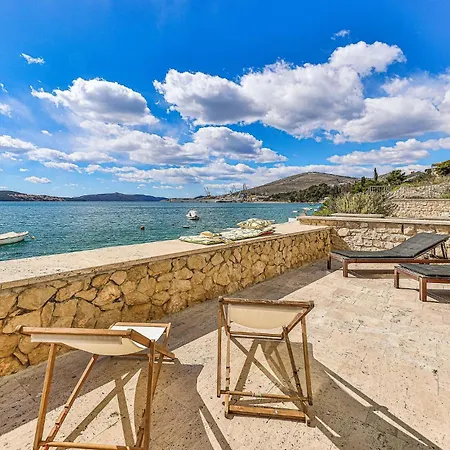 Amazing Home In Trogir With Sauna * Trogir